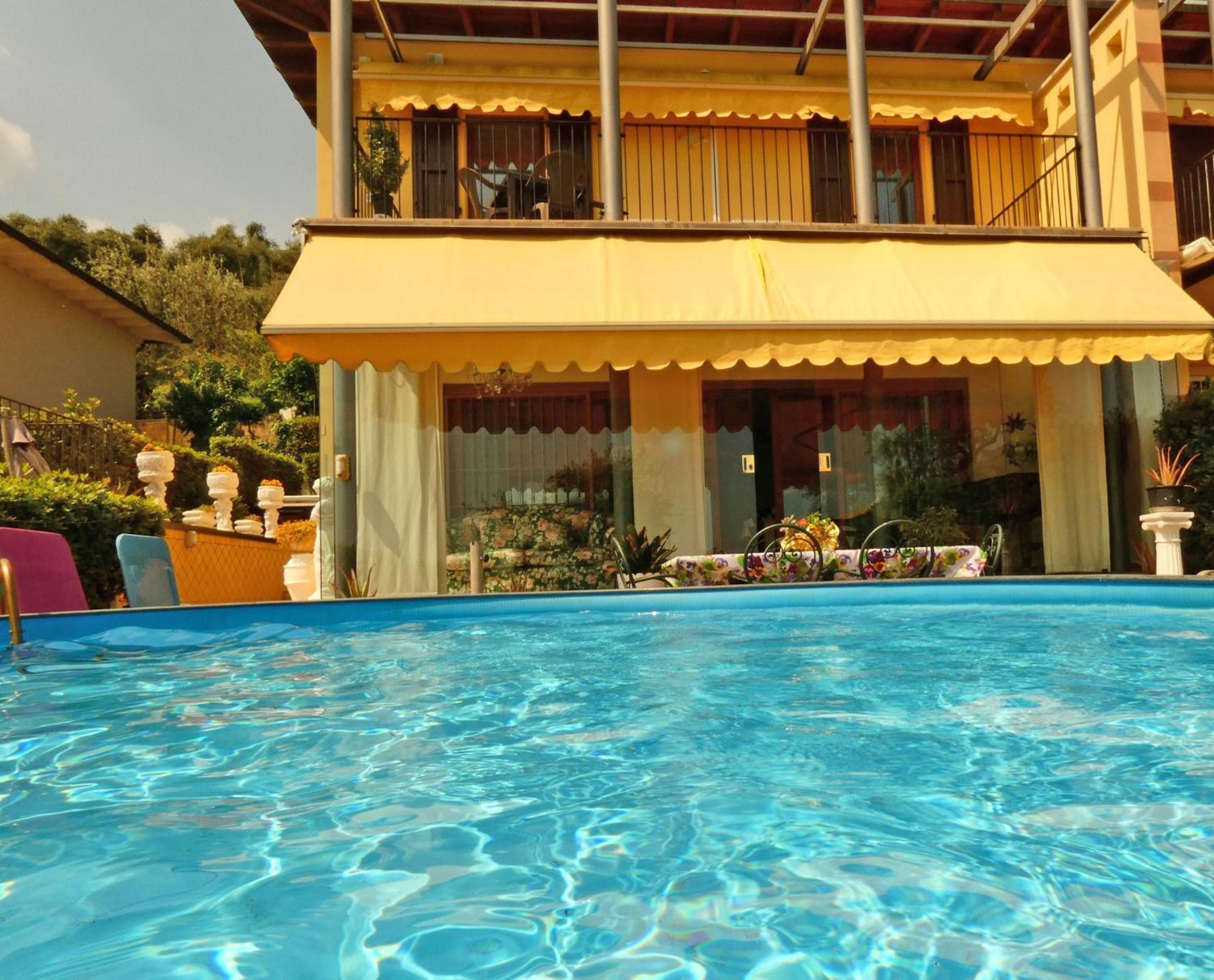 Villa Paradiso Польпенацце-дель-Гарда Номер фото